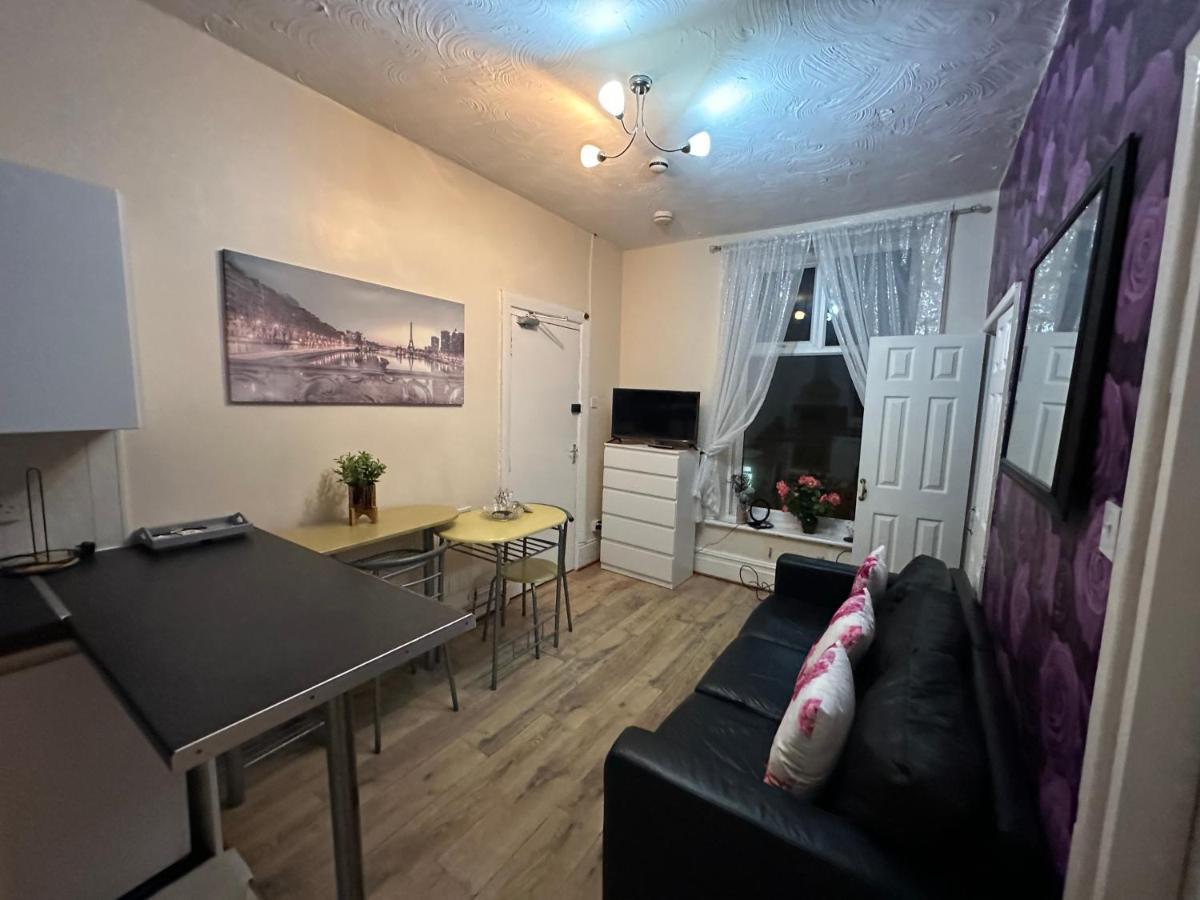 Green Paradise Apartments Blackpool Buitenkant foto